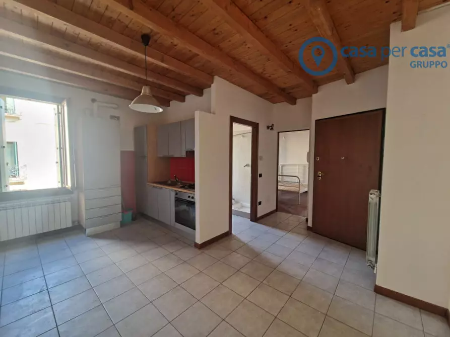 Immagine 1 di Appartamento in vendita  a Rovigo