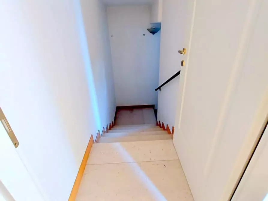 Immagine 9 di Villa in vendita  in VIA TIZIANO VECELLIO a Padova