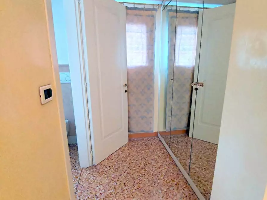 Immagine 18 di Villa in vendita  in VIA TIZIANO VECELLIO a Padova