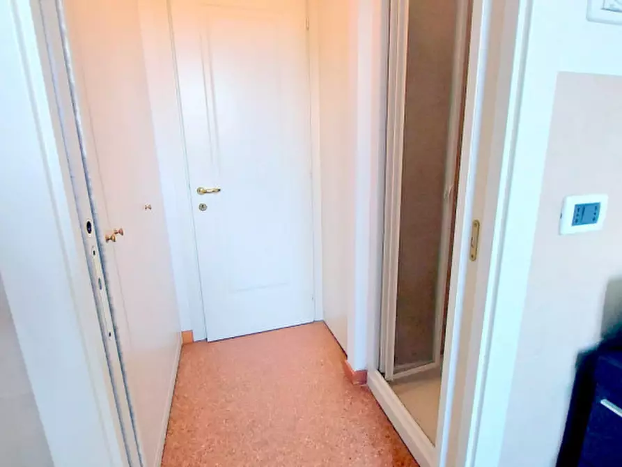 Immagine 21 di Villa in vendita  in VIA TIZIANO VECELLIO a Padova