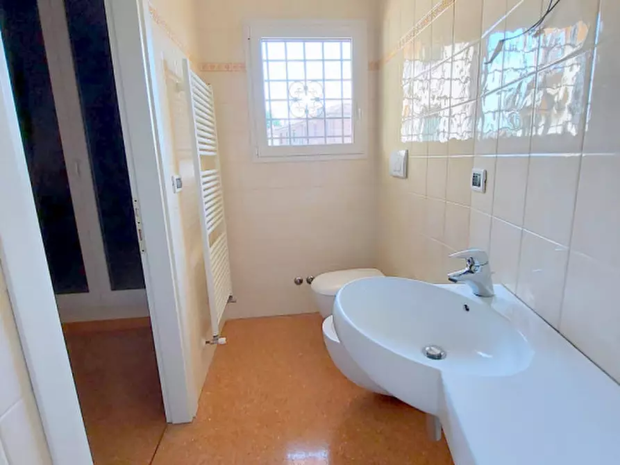 Immagine 36 di Villa in vendita  in VIA TIZIANO VECELLIO a Padova