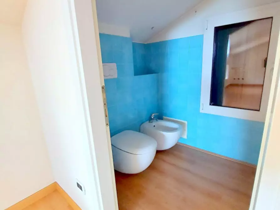 Immagine 39 di Villa in vendita  in VIA TIZIANO VECELLIO a Padova