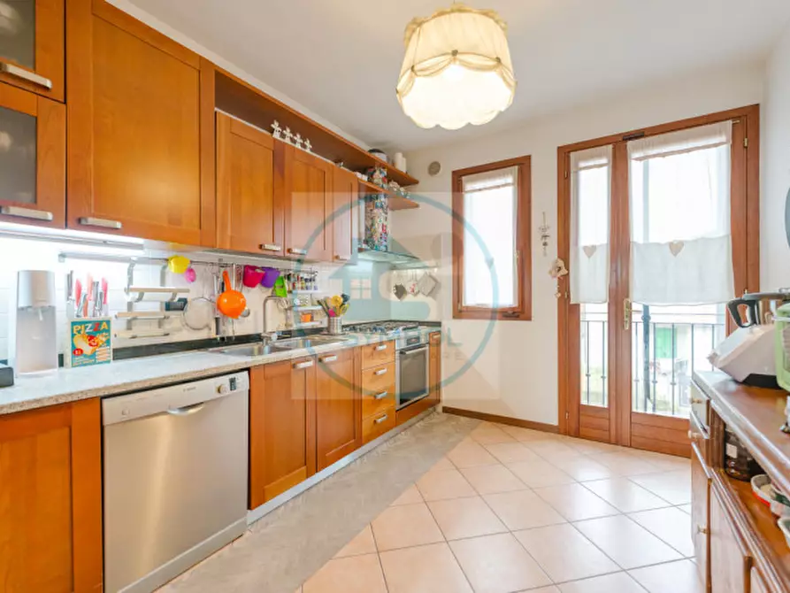 Immagine 6 di Appartamento in vendita  in Via A. Meucci a Zero Branco