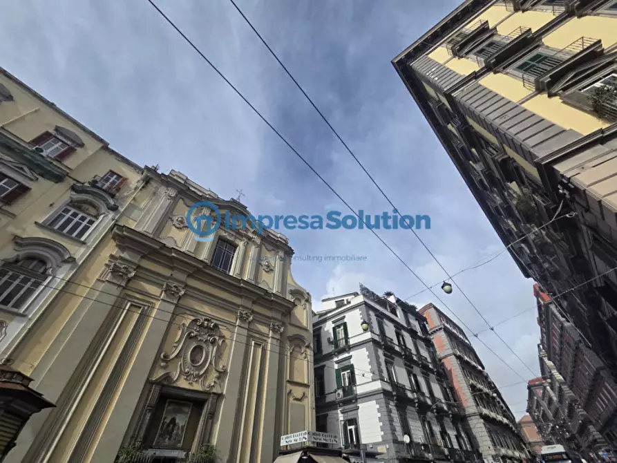 Immagine 3 di Negozio in affitto  in Piazza Dante a Napoli