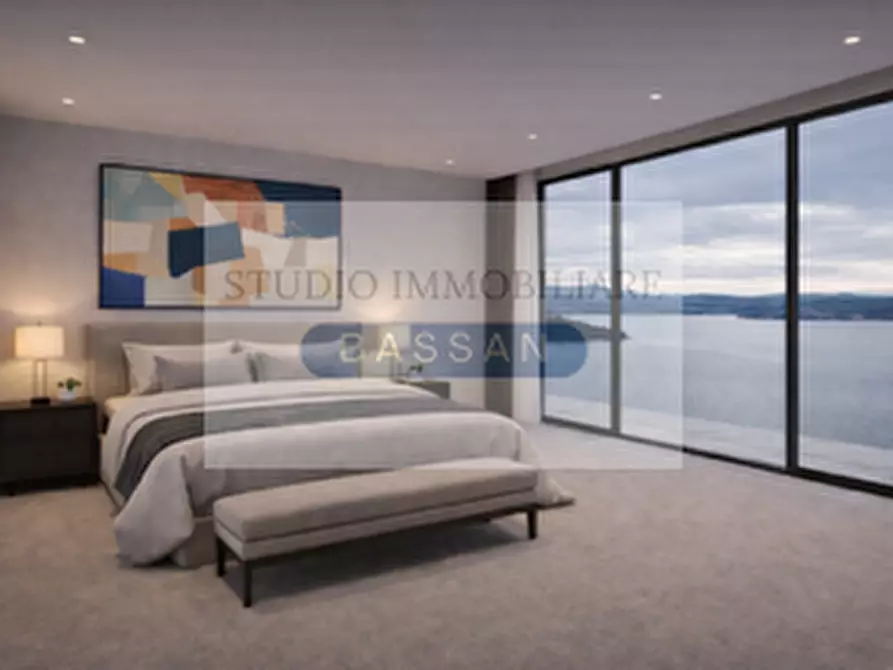 Immagine 9 di Villa in vendita  a Belgirate