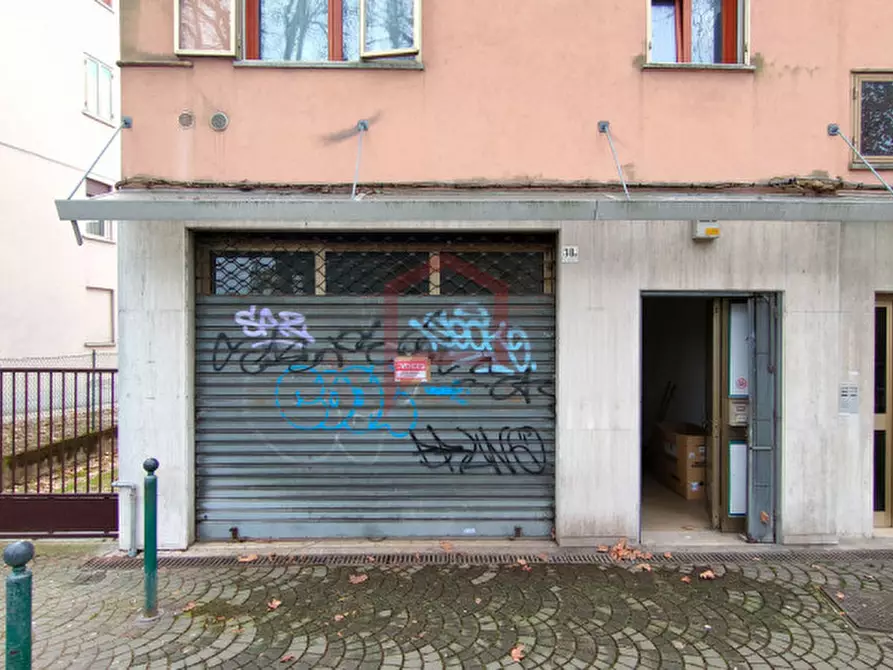 Immagine 1 di Negozio in vendita  in Mestre a Venezia