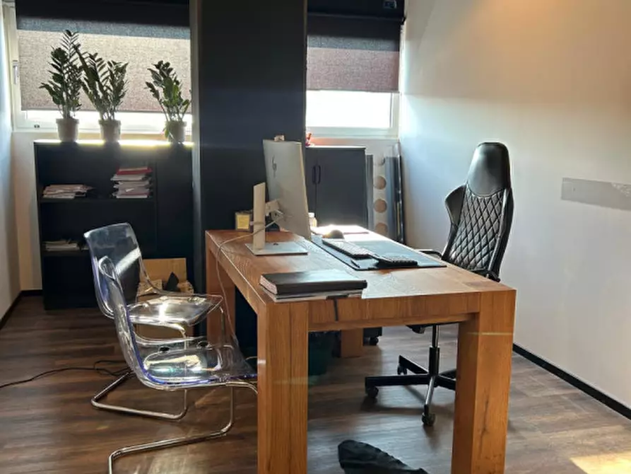 Immagine 27 di Ufficio in vendita  in Via Sebastiano Venier a Marcon