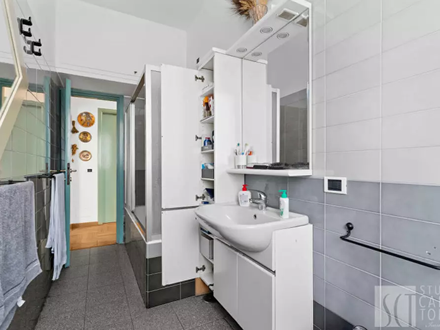 Immagine 25 di Appartamento in vendita  in VIA AMBROGIO BINDA, 3 a Milano