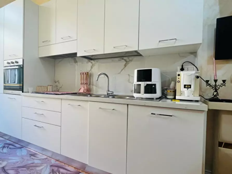 Immagine 8 di Appartamento in affitto  in VIA FOGGIA a Napoli