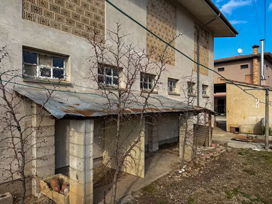 Immagine 19 di Casa indipendente in vendita  in Via Feltrina a Montebelluna