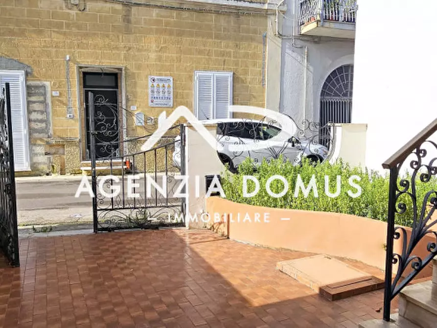 Immagine 2 di Casa indipendente in vendita  in Via Paolo Veronese 44 a Melissano