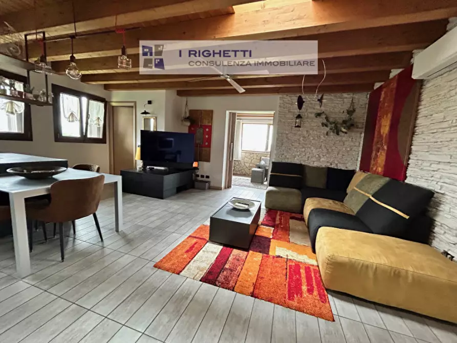 Immagine 2 di Appartamento in vendita  in Località ca del pozzo a Bussolengo