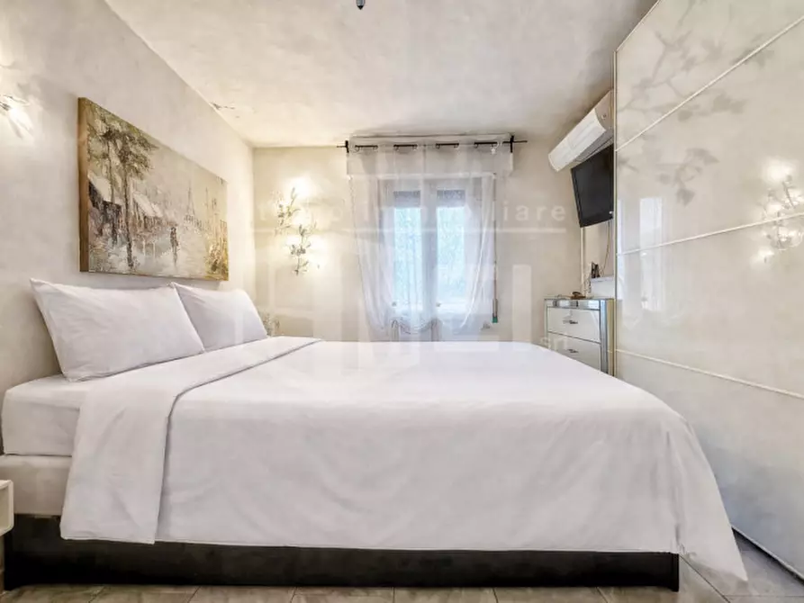 Immagine 12 di Appartamento in vendita  in Via dei Fulgidi a Livorno