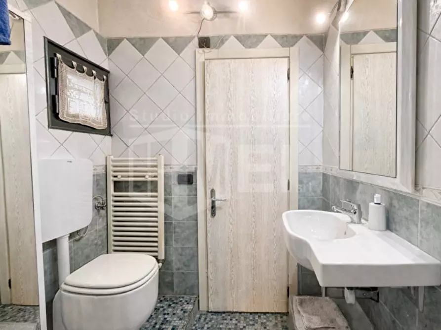 Immagine 15 di Appartamento in vendita  in Via dei Fulgidi a Livorno