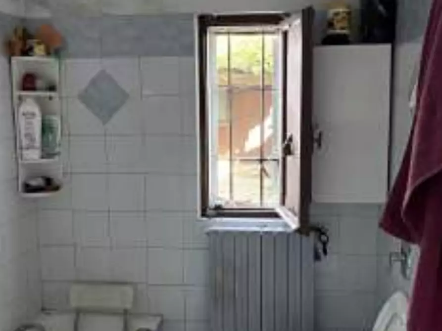Immagine 10 di Appartamento in vendita  in Via Randaccio, 33 a Roncoferraro