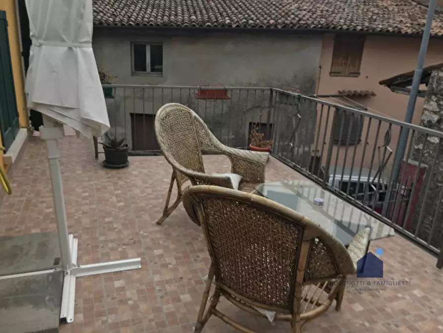 Immagine 2 di Rustico / casale in vendita  in Via Ronco, 2 a Serle