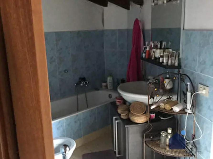 Immagine 9 di Rustico / casale in vendita  in Via Ronco, 2 a Serle