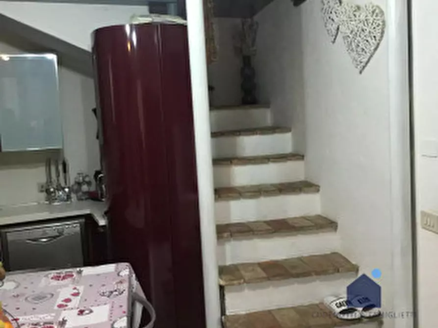 Immagine 11 di Rustico / casale in vendita  in Via Ronco, 2 a Serle