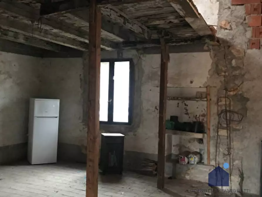 Immagine 15 di Rustico / casale in vendita  in Via Ronco, 2 a Serle