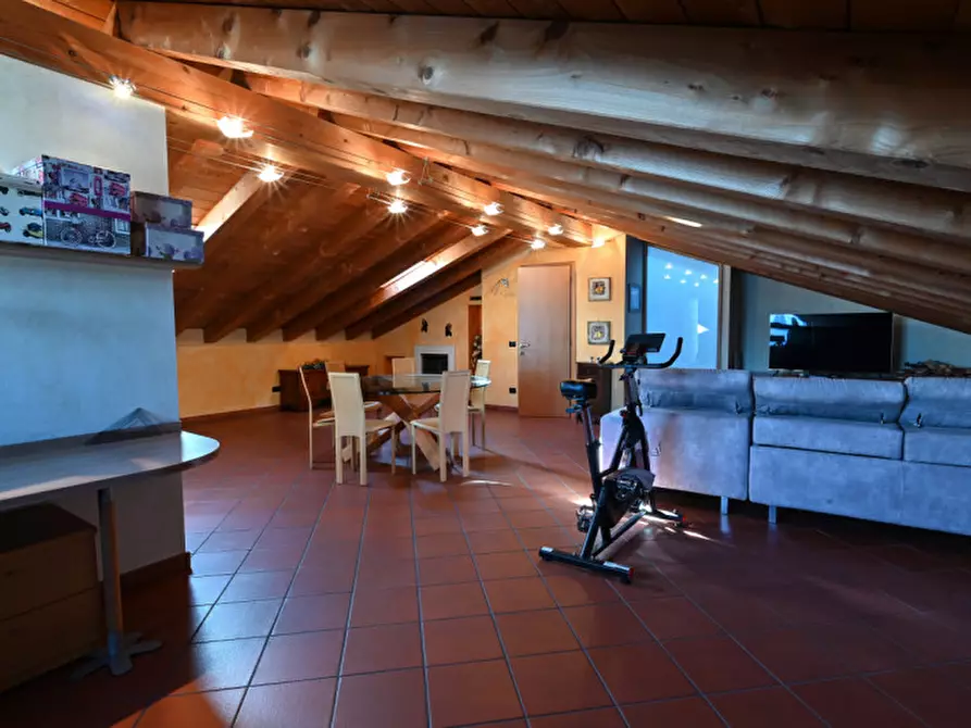 Immagine 11 di Appartamento in vendita  in Via Roveggia a Verona