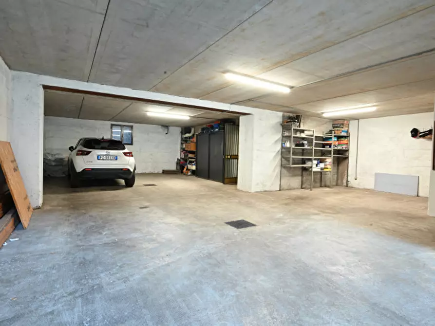 Immagine 13 di Appartamento in vendita  in Via Roveggia a Verona