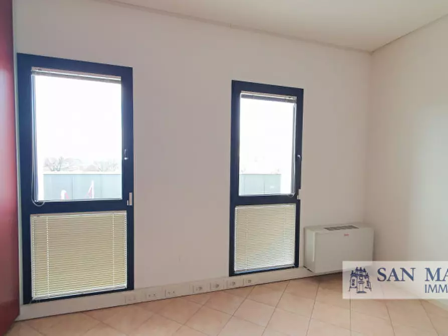 Immagine 2 di Ufficio in vendita  in VIA LANZA 106 a Vicenza