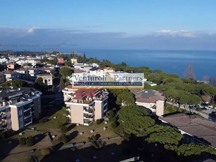 Immagine 8 di Appartamento in vendita  in Via Eugenio Curiel a Desenzano Del Garda