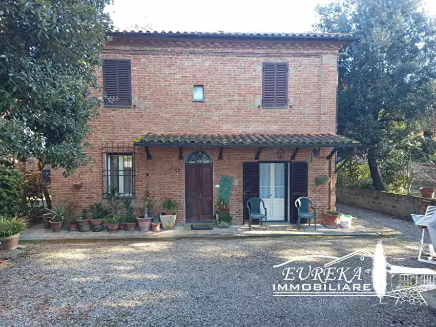 Immagine 2 di Casa indipendente in vendita  in Strada provinciale di Petrignano del Lago a Castiglione Del Lago