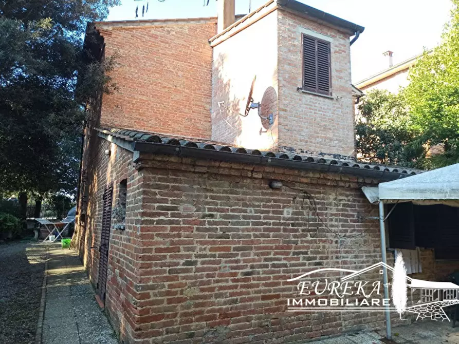 Immagine 4 di Casa indipendente in vendita  in Strada provinciale di Petrignano del Lago a Castiglione Del Lago