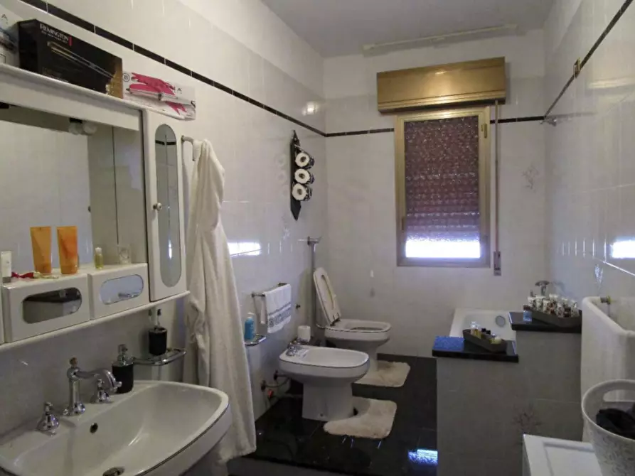 Immagine 10 di Casa indipendente in vendita  in VIA BONANNO a Campobello Di Mazara