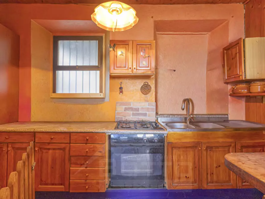 Immagine 4 di Appartamento in vendita  in via per pisano 9 a Meina