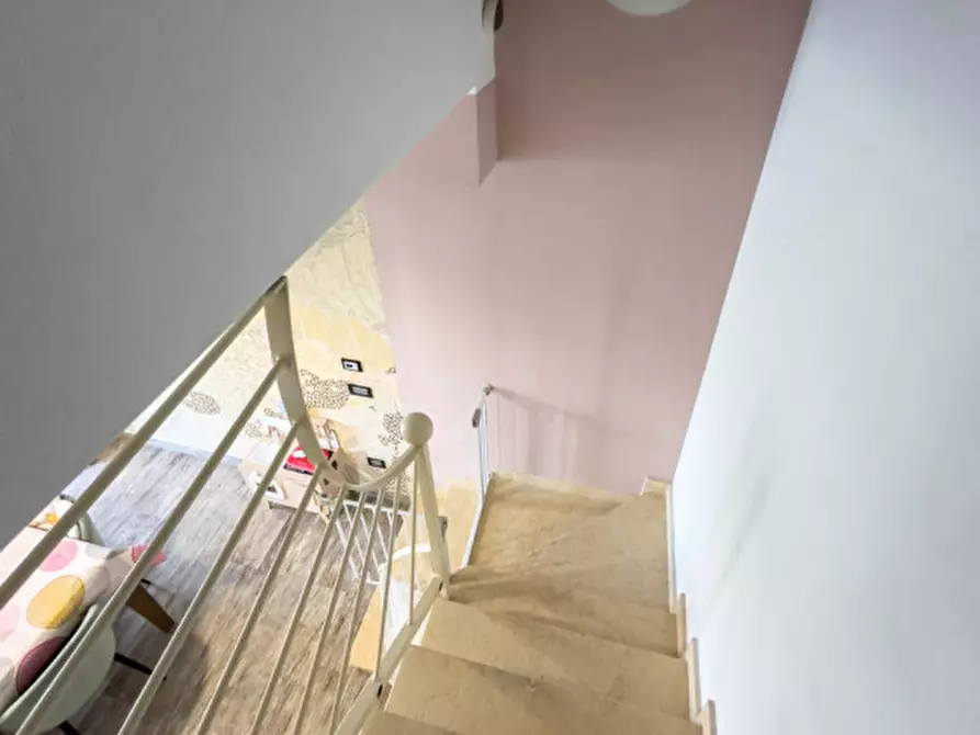 Immagine 13 di Villetta a schiera in vendita  a Castelnuovo Magra