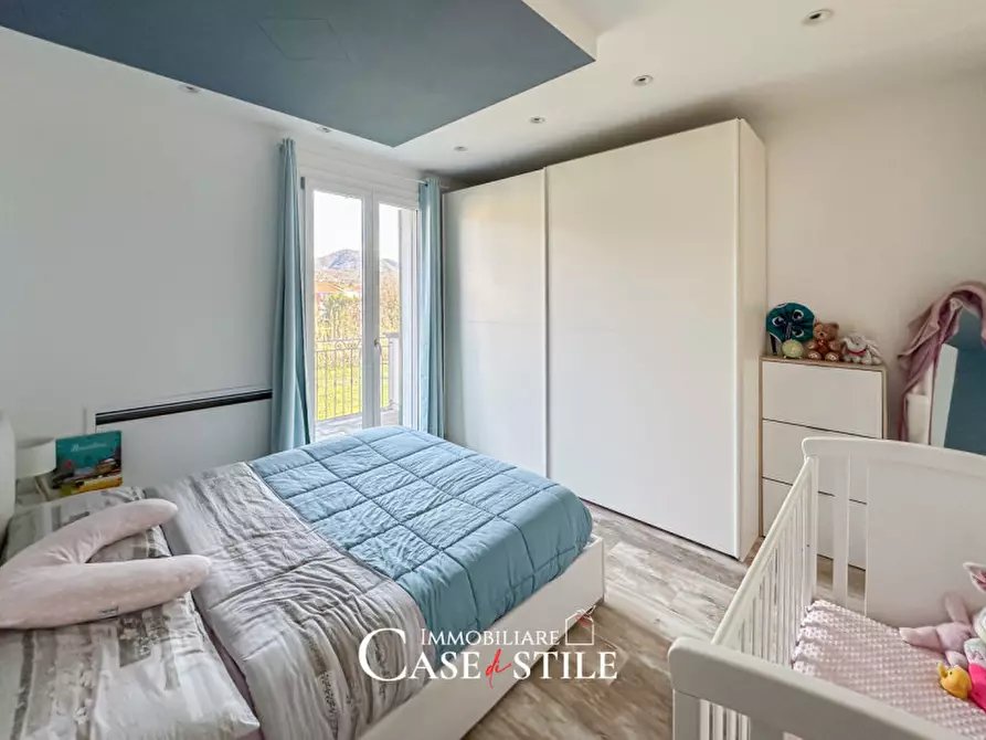 Immagine 18 di Villetta a schiera in vendita  a Castelnuovo Magra