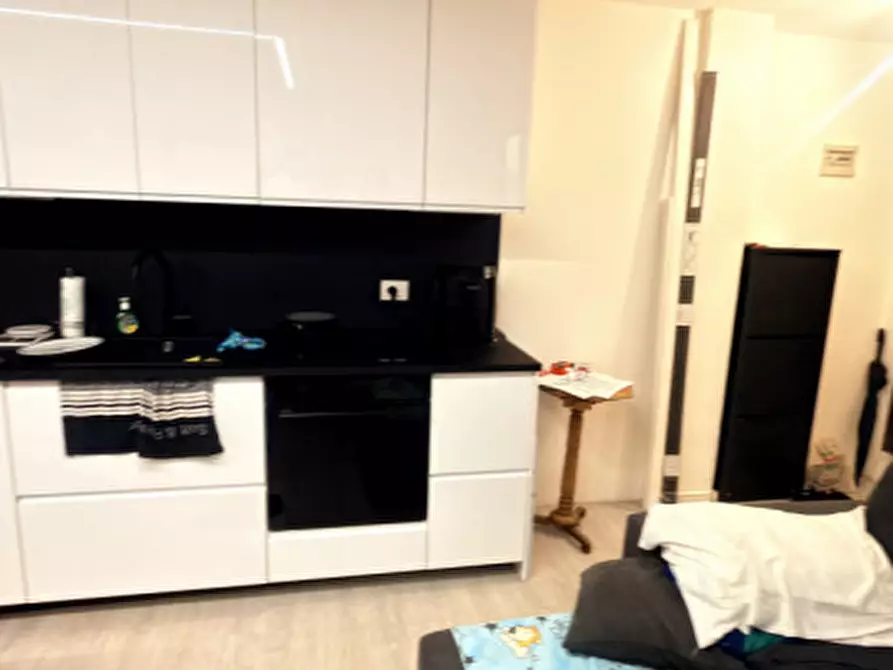 Immagine 2 di Appartamento in vendita  in via rovigo bassanello a Padova