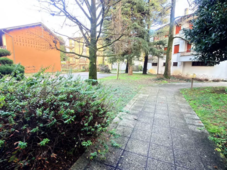 Immagine 16 di Appartamento in vendita  in via rovigo bassanello a Padova