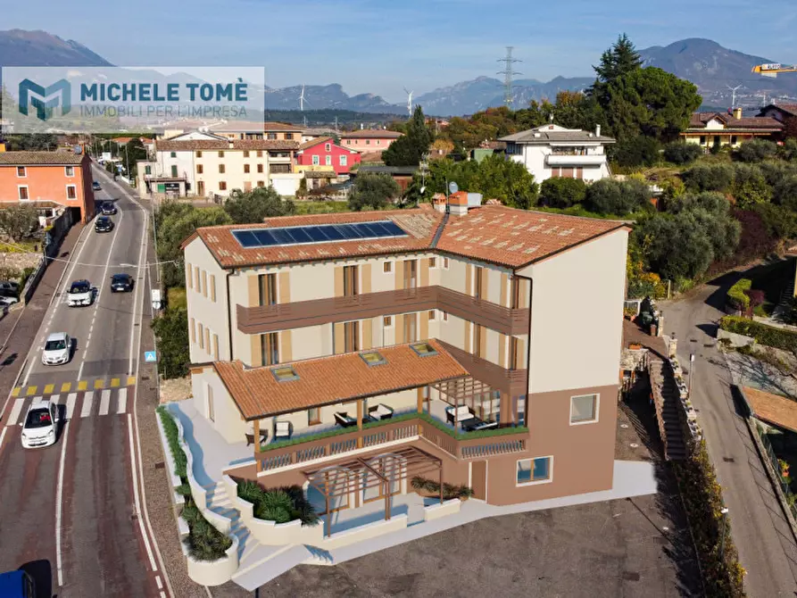 Immagine 1 di Ufficio in affitto  in Via Pozzo dell'Amore a Cavaion Veronese