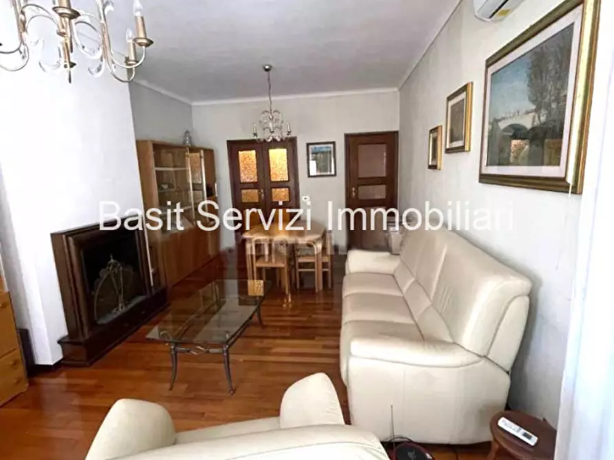 Immagine 3 di Appartamento in vendita  in Viale dei Colli Portuensi a Roma
