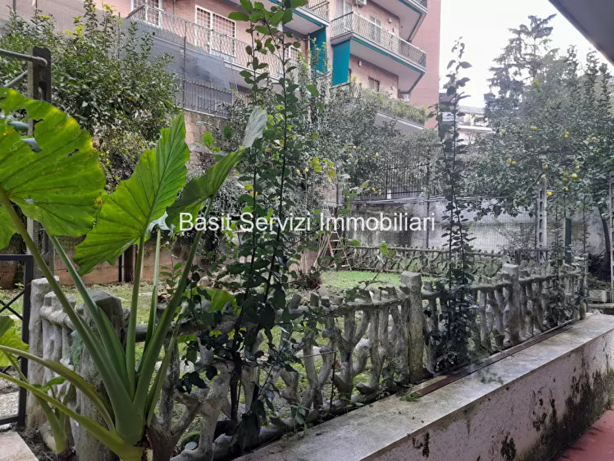 Immagine 26 di Appartamento in vendita  in Viale dei Colli Portuensi a Roma