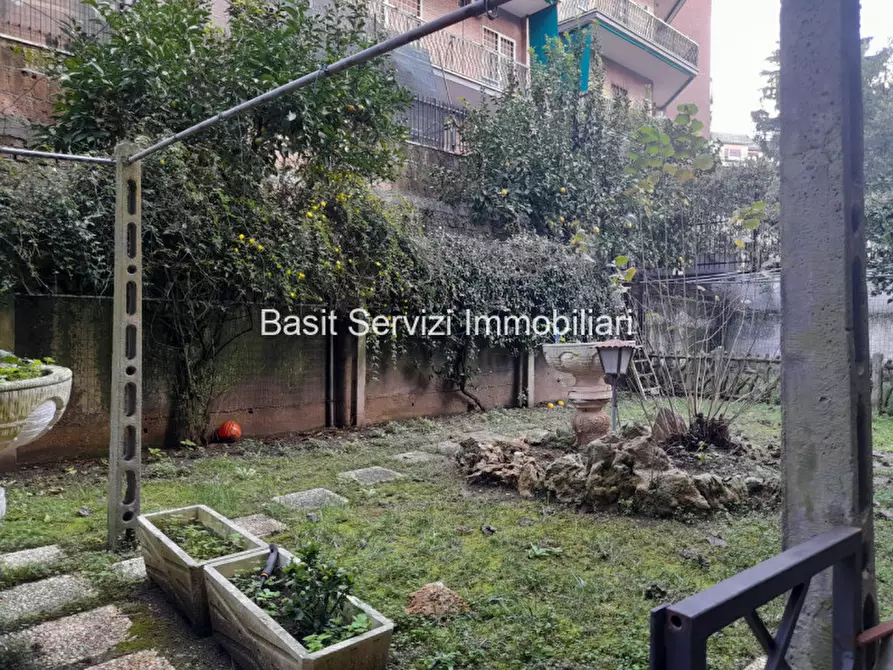 Immagine 30 di Appartamento in vendita  in Viale dei Colli Portuensi a Roma