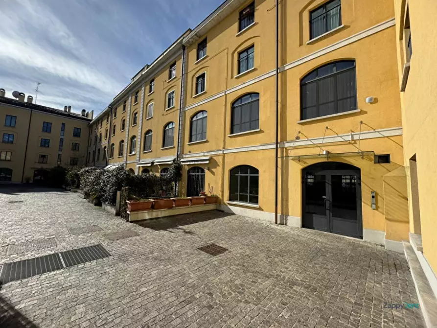 Immagine 22 di Appartamento in affitto  in Via Jan Palach, 11 a Milano