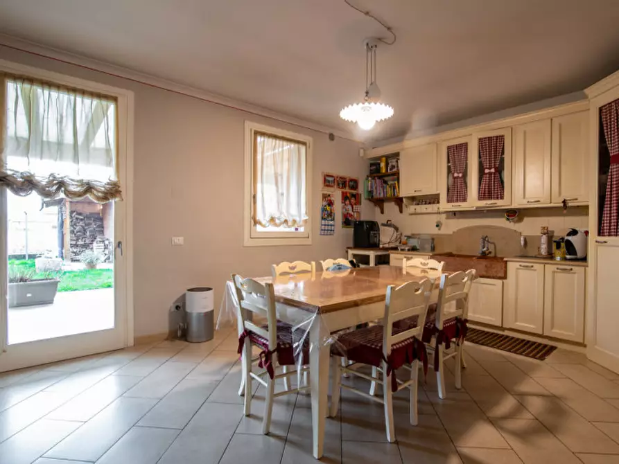 Immagine 4 di Villetta a schiera in vendita  in Via Guglielmo Marconi a Villa Del Conte