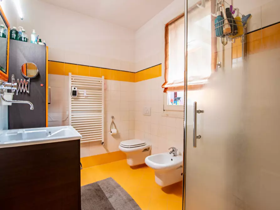 Immagine 9 di Villetta a schiera in vendita  in Via Guglielmo Marconi a Villa Del Conte