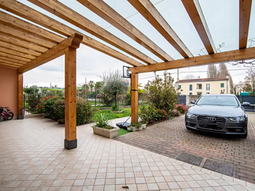 Immagine 28 di Villetta a schiera in vendita  in Via Guglielmo Marconi a Villa Del Conte