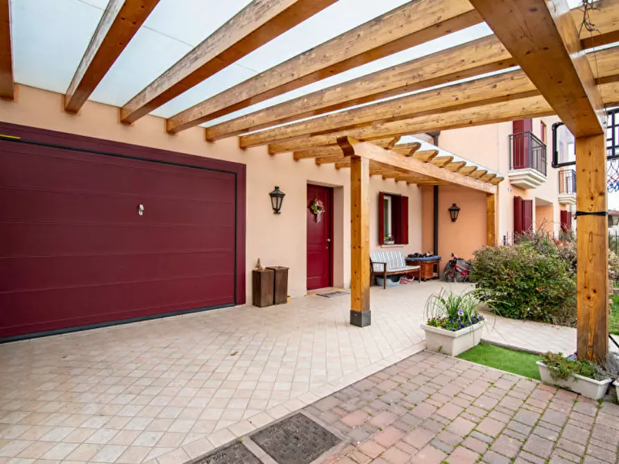 Immagine 29 di Villetta a schiera in vendita  in Via Guglielmo Marconi a Villa Del Conte