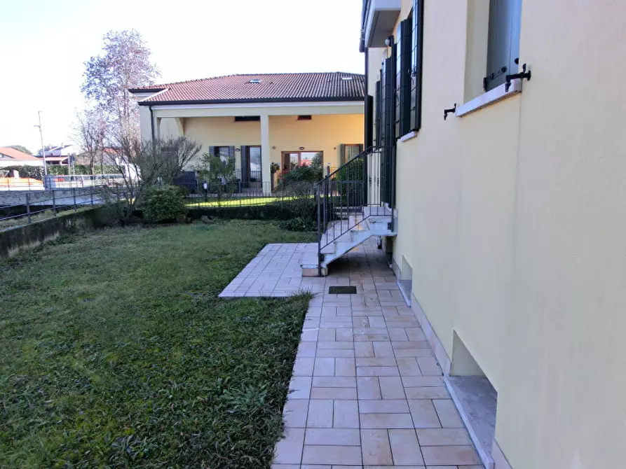 Immagine 24 di Appartamento in vendita  a Salzano