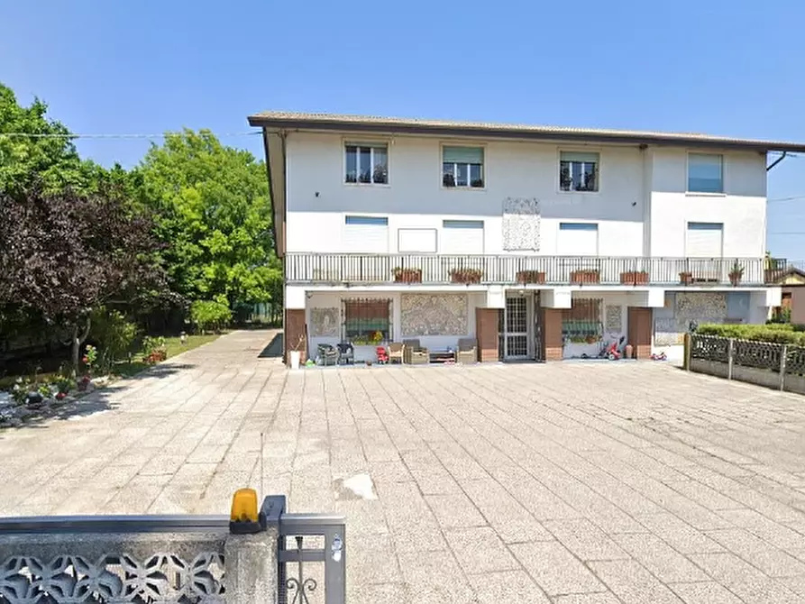 Immagine 1 di Villa in vendita  in Via Col San Martino, 39 a Venezia