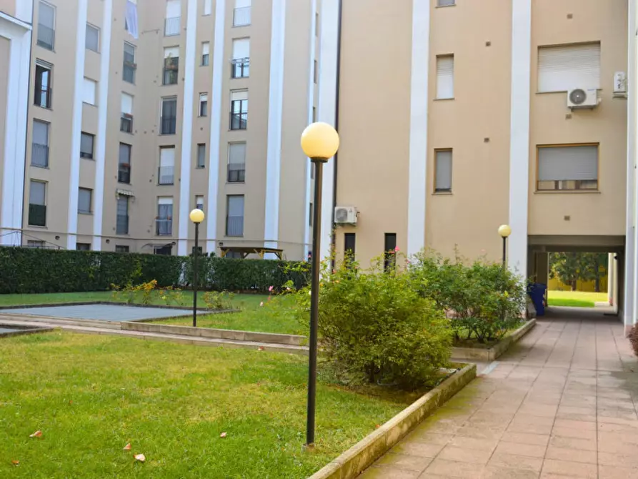 Immagine 13 di Appartamento in vendita  in Strada Quarta a Parma