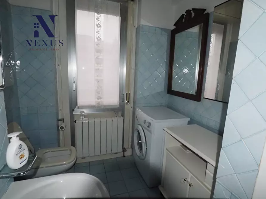 Immagine 8 di Appartamento in vendita  in Via Bocca Trabaria a Fano