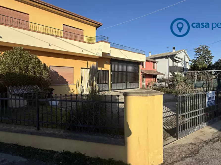 Immagine 1 di Casa indipendente in vendita  in Via Madonnina a Arqua' Polesine