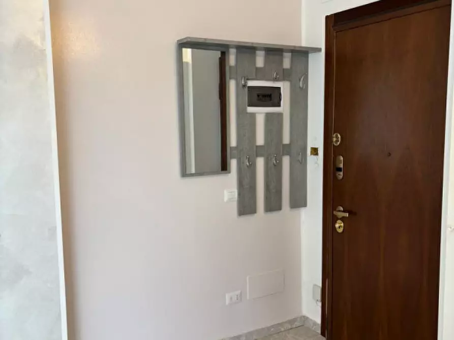 Immagine 2 di Appartamento in vendita  in Via Padre Pier Luigi Monti a Milano